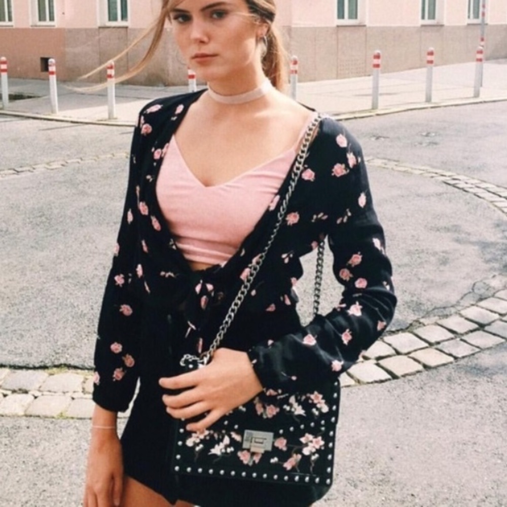 Coco top on sale for a few hours - Picture 3 of 6